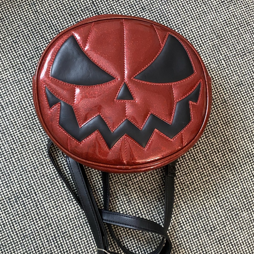 Handmade lovepainandstitches pumpkin backpack